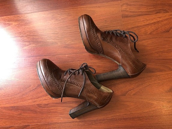 Hotiç İnci marka ,retro ayakkabı