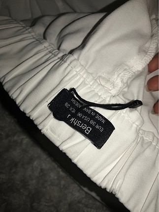 38 Beden beyaz Renk Bershka orijinal kargo pantolon