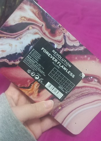 Revolution Göz Farı Paleti - Görsel 5