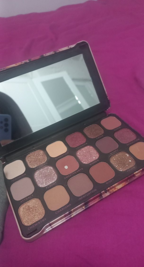 Revolution Göz Farı Paleti - Görsel 2