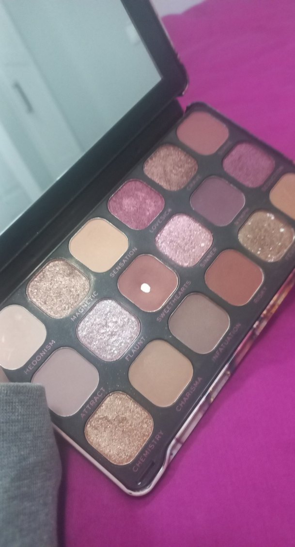 Revolution Göz Farı Paleti - Görsel 4