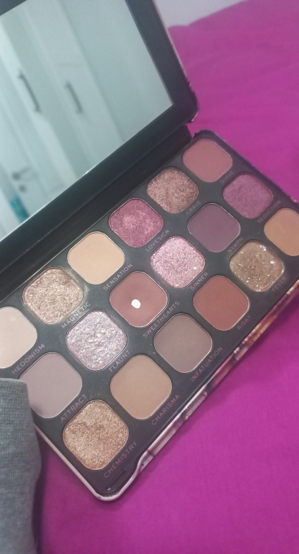 Revolution Göz Farı Paleti - Görsel 3