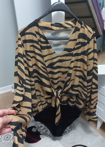 Desenli Uzun Kollu Bluz - Görsel 5