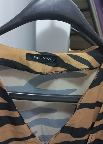 Desenli Uzun Kollu Bluz - Görsel 2