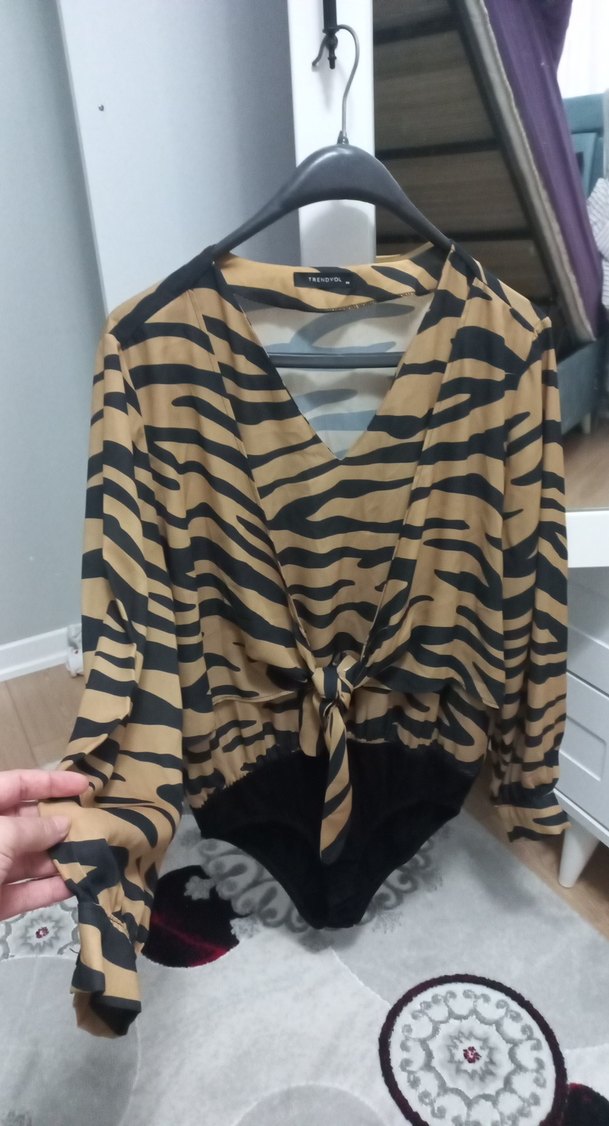 Desenli Uzun Kollu Bluz - Görsel 5