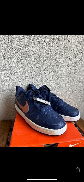 36 Beden lacivert Renk Orijinal Nike ayakkabı