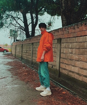 Vintage Turuncu Nike Yağmurluk