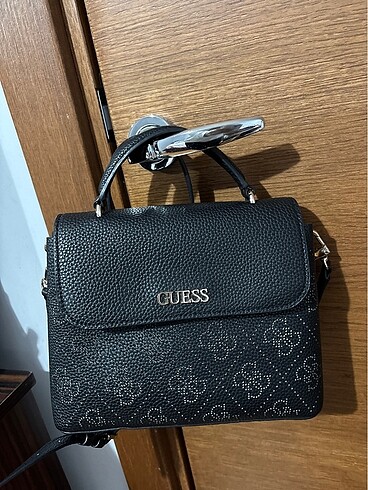 Guess çapraz çanta