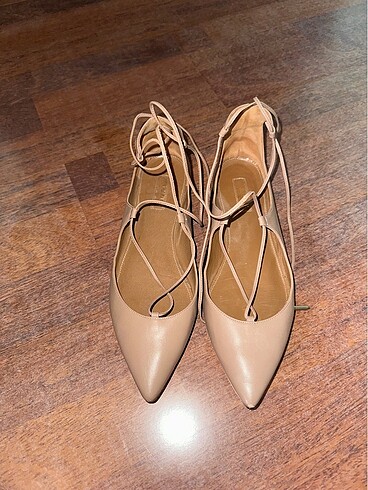 Aquazzura Bilekten Bağlamalı Babet