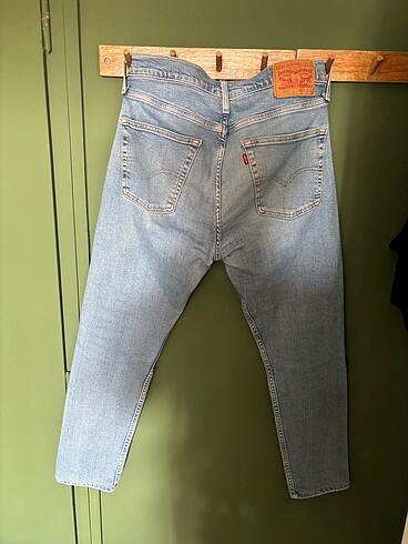 Levis 512