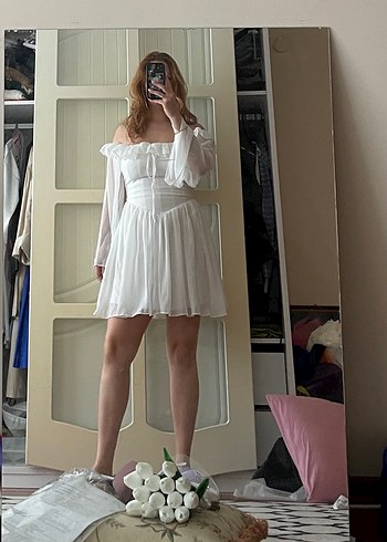 Beyaz Straplez Midi Elbise