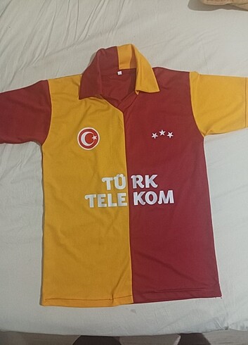 Diğer Galatasaray forması 