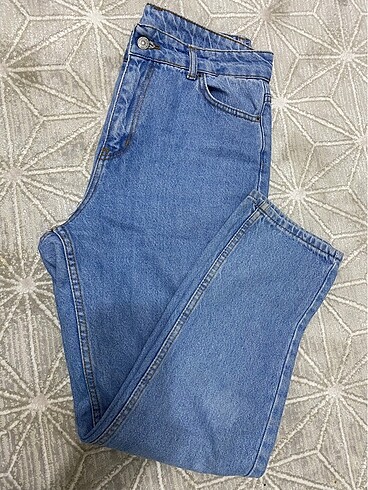 Mom Jean