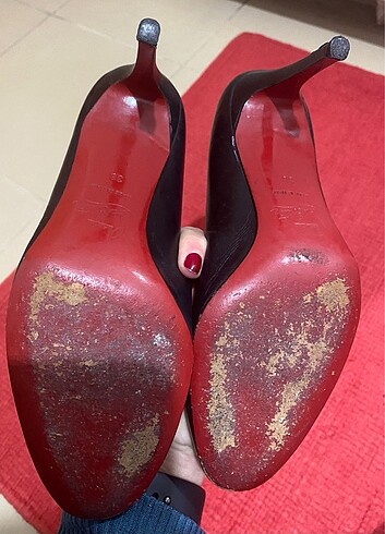 37 Beden Christian Louboutin Stiletto - Orjinal