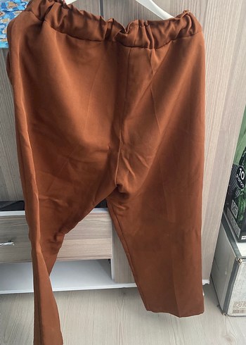 Kahverengi Süet Beli Kemerli Rahat Kadın Pantolon - Görsel 4