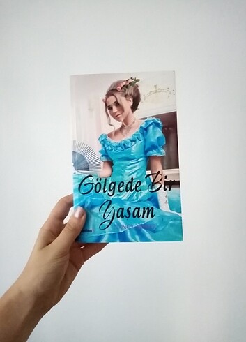 Gölgede Bir Yaşam
