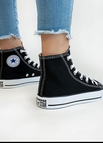 Converse spor ayakkabı 