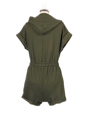 Trendyol & Milla Kısa Tulum %70 İndirimli. - Görsel 3