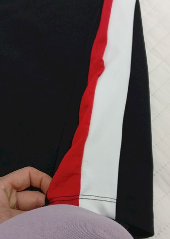 Siyah Kırmızı Yan Şeritli Hamile Midi Etek - Görsel 3