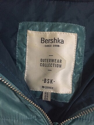 Bershka Montt