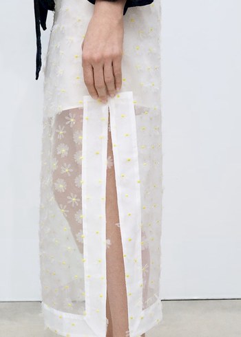 Mango Şeffaf İşlemeli Beyaz Uzun Etek ve Gömlek takım - Görsel 8