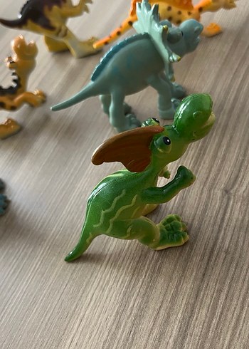  Beden Renk Dinozor oyuncaklar 6lı
