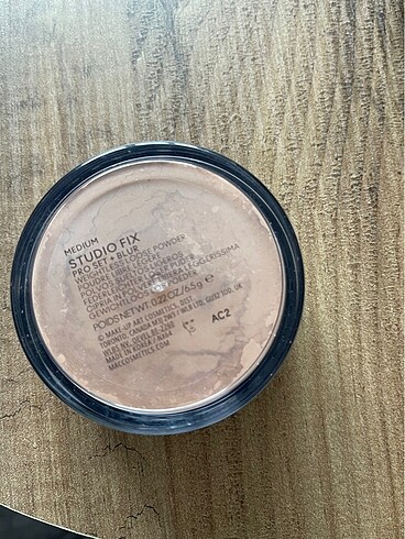 MAC Mac pro set blur pudra medium