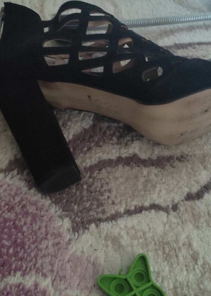 Topuklu ayakkabi - Görsel 2