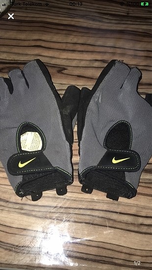 Nike spor eldiveni