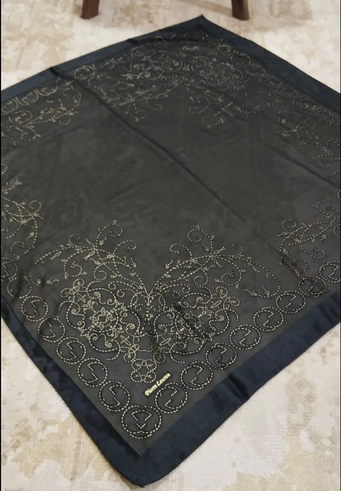 Sirma İşlemeli Siyah İpek Kadın Eşarp - Görsel 3