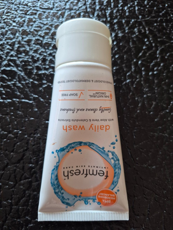 femfresh Alovera&Calendula Özlü dış genital bölge günlük yıkama - Görsel 2