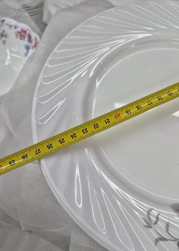 Çiçek Desenli Beyaz Tabak 4 adet - Görsel 2