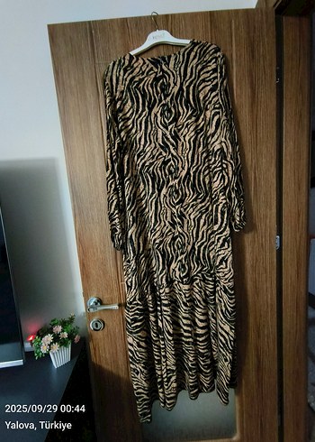 52 Beden kahverengi Renk Kahverengi Zebra Desenli Uzun Bohem Elbise