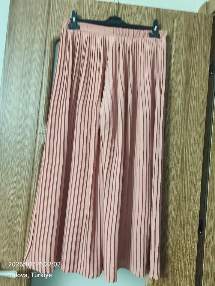 ASTARLI ŞİFON PANTOLON ETEK - Görsel 3