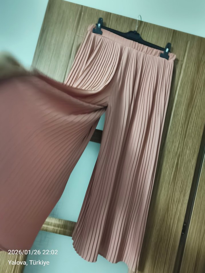 ASTARLI ŞİFON PANTOLON ETEK - Görsel 2