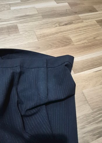 Siyah Kadın Kumaş Pantolon, Pilili, Ofis Stili - Görsel 3