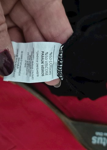 Siyah Yuvarlak Yakalı Uzun Kadın Elbise - Görsel 3