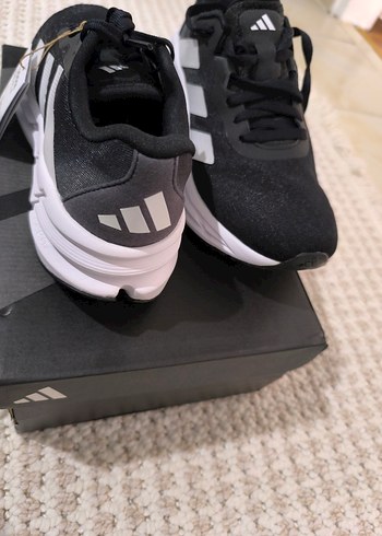 Kadın Siyah Bağcıklı Koşu Ayakkabısı - Görsel 4