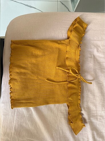 s Beden bershka fırfırlı crop