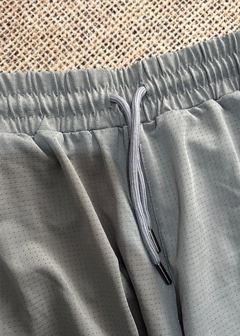 m Beden Gri Rahat Kesim Mini Şort m bedene saha uyumlu