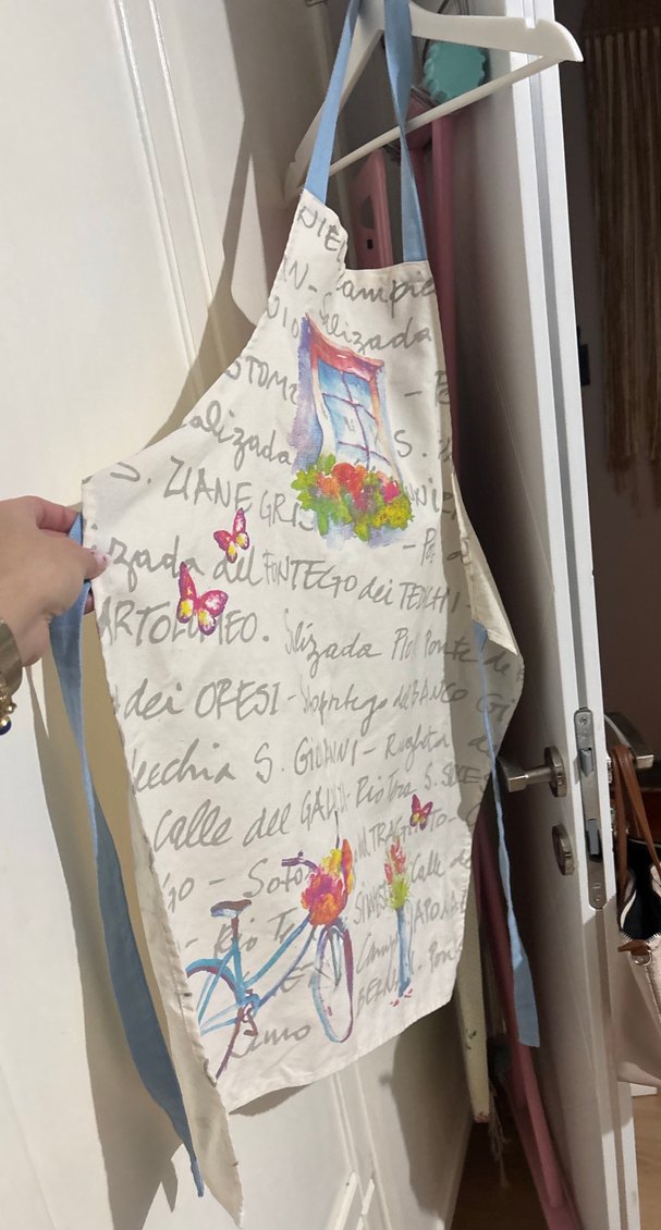 Beyaz Baskılı Mutfak Önlüğü - Görsel 2