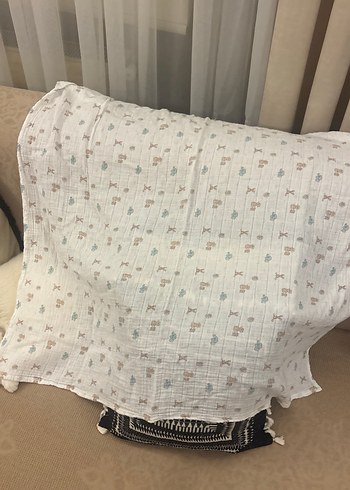 Nakışlı Beyaz Keten Çocuk Battaniyesi - Görsel 5