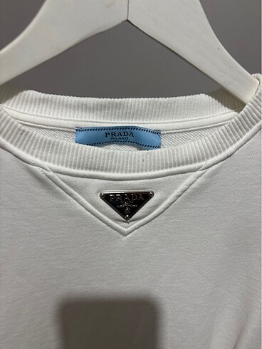Diğer Sweat minik bir leke var