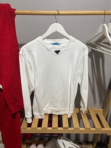 Sweat minik bir leke var