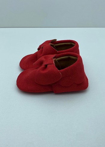 Kırmızı Süet Fiyonklu Bebek İlk Adım Ayakkabısı - Görsel 2