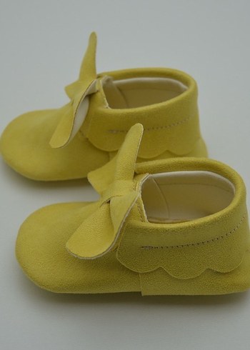 Sarı Süet Fiyonk Detaylı Bebek Ayakkabısı - Görsel 3
