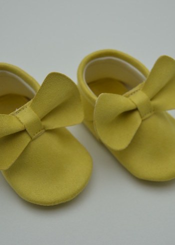 Sarı Süet Fiyonk Detaylı Bebek Ayakkabısı - Görsel 8