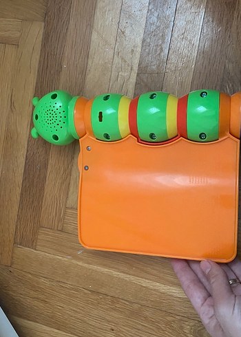 Beden Renk FisherPrice Eğitici Masalcı Tırtıl Oyuncak