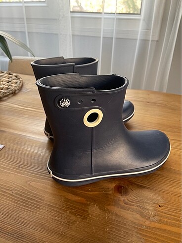 Crocs yağmur botu