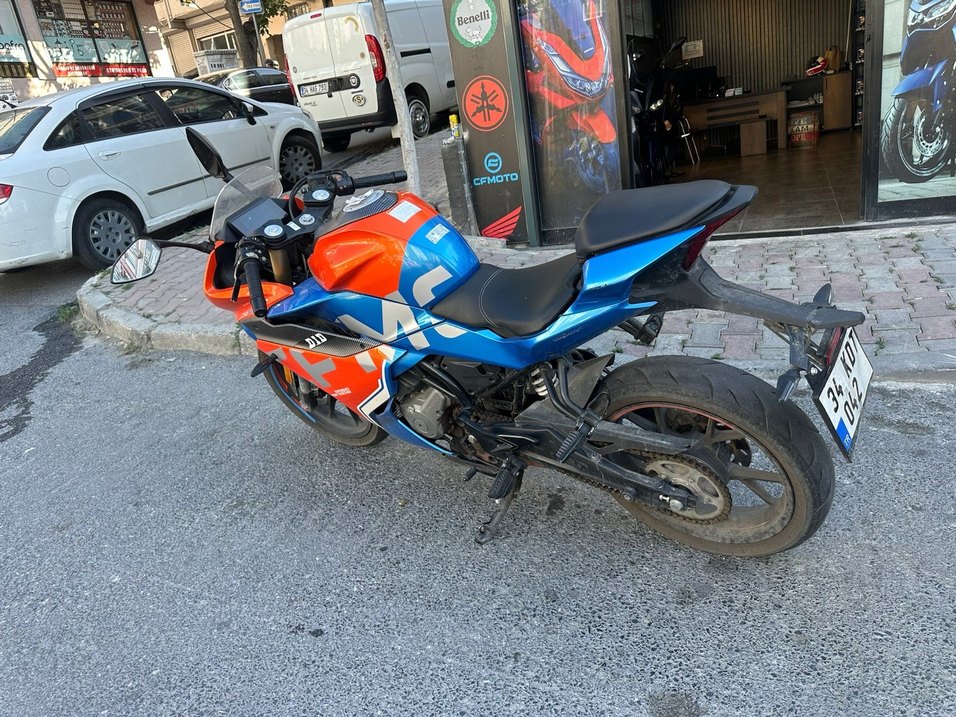 SR250 Motosiklet - Görsel 3